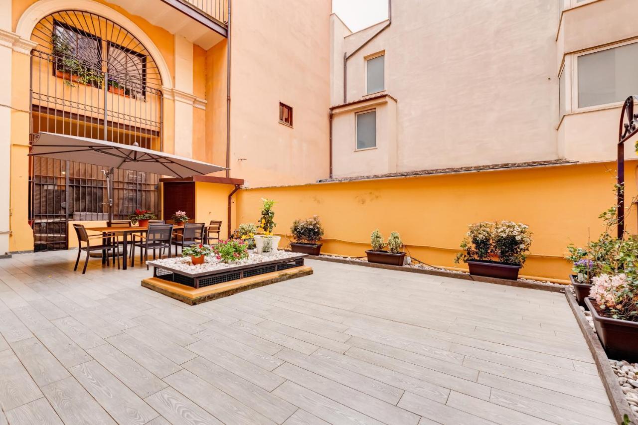 Spanish Garden * Rom